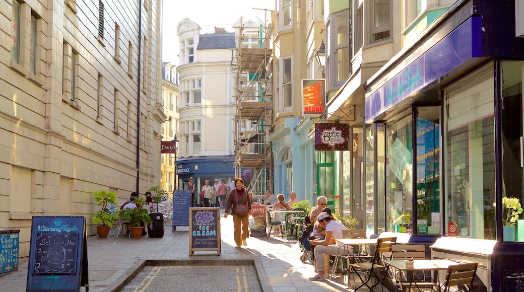 Brighton Lanes caratteristiche di caffè e strade