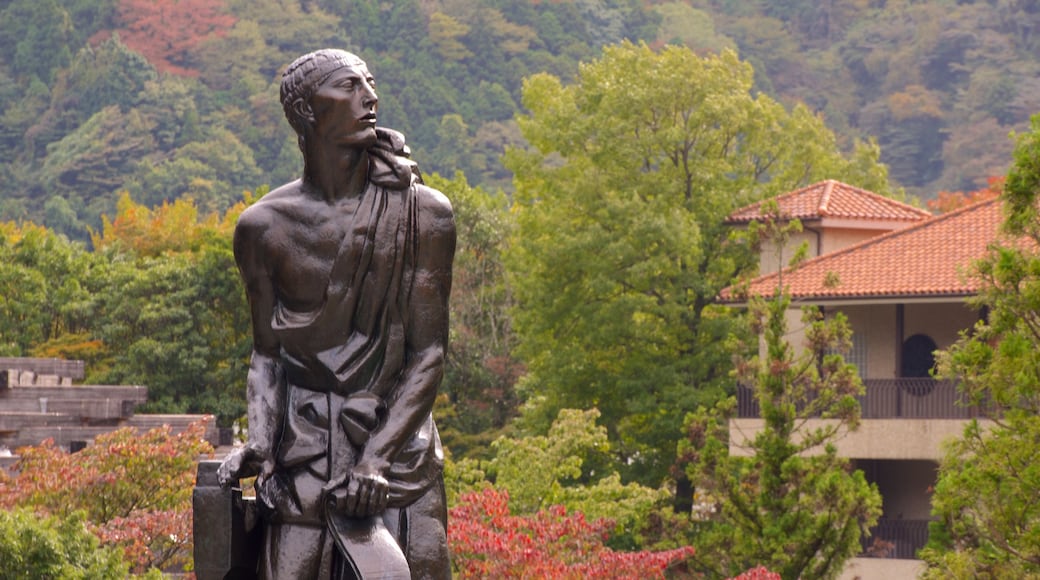 Hakone Open Air Museum featuring a statue or sculpture