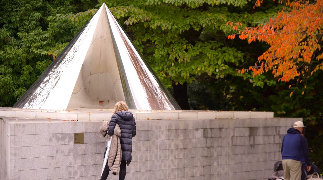 Hakone Open Air Museum which includes a statue or sculpture and a monument as well as an individual female