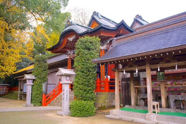Nitta Shrine featuring a temple or place of worship