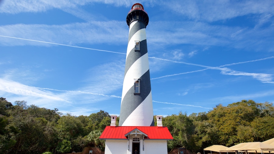 St. Augustine Lighthouse and Museum showing a lighthouse
