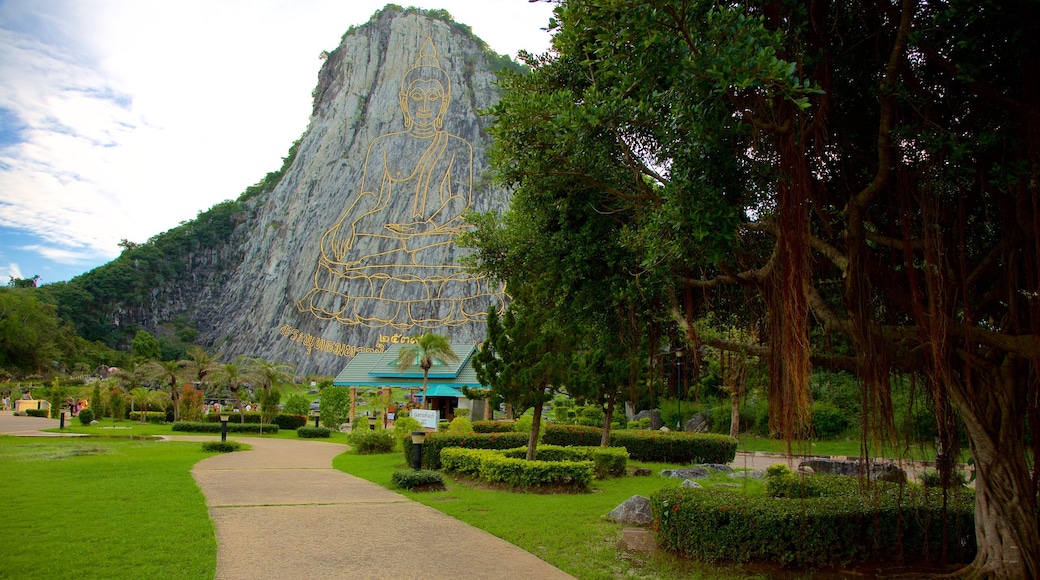 Buddha Mountain featuring mountains