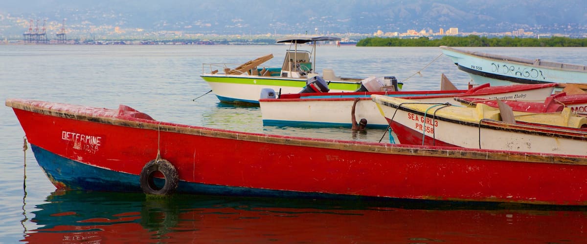 Port Royal which includes general coastal views and boating