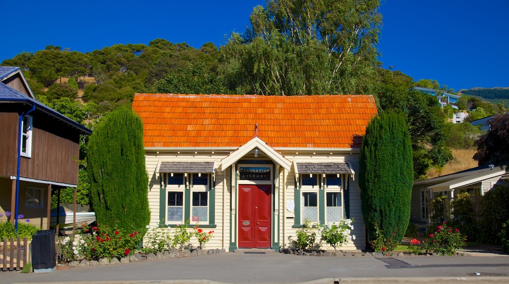 Akaroa mit einem Haus