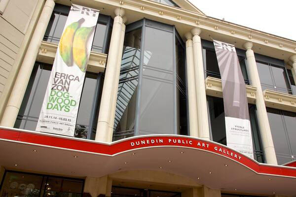 Dunedin Public Art Gallery