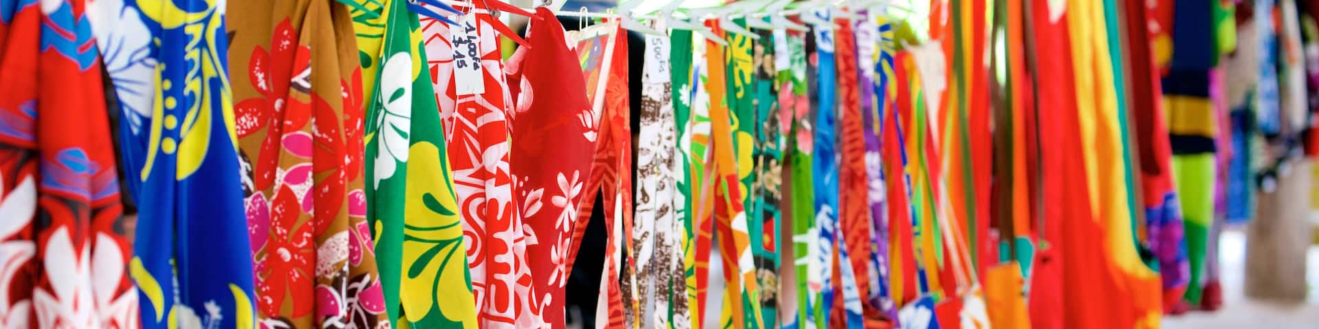 Lifou which includes fashion and shopping