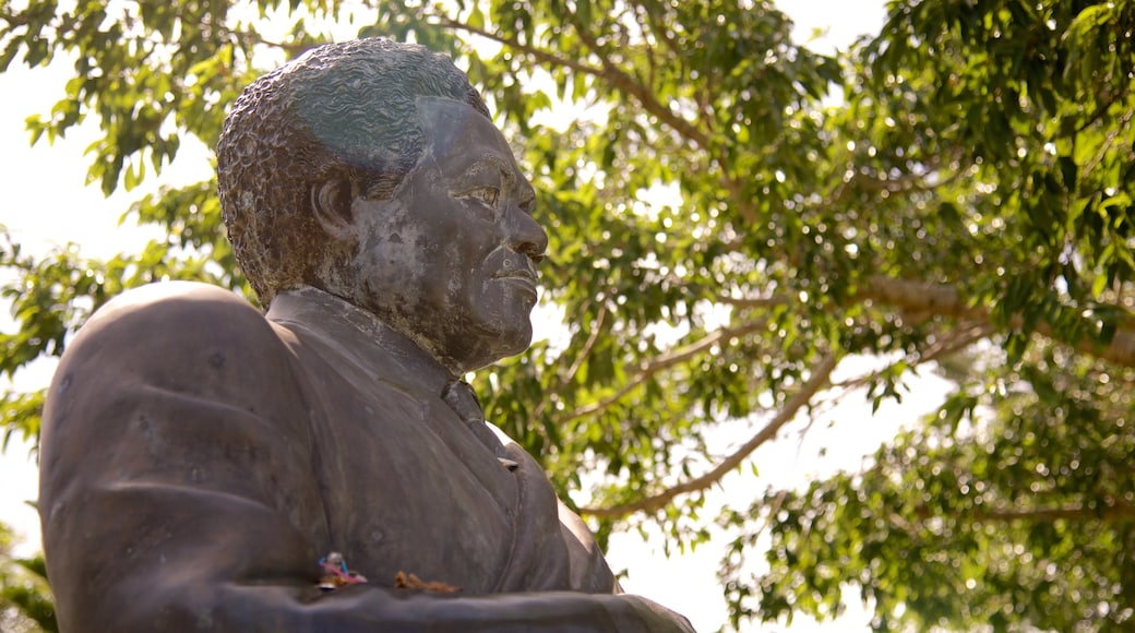 Jean-Marie Tjibaou Cultural Center showing a statue or sculpture