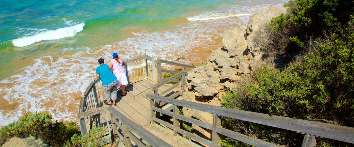 Point Lonsdale featuring views and general coastal views as well as a small group of people