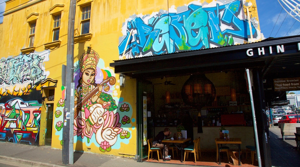 Windsor qui includes pause café et art en plein air