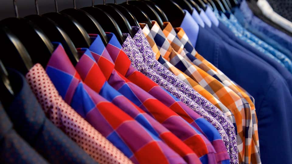 Bridge Road mostrando moda e compras