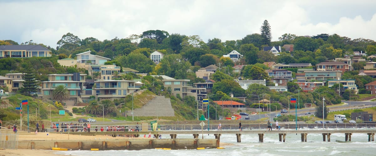Frankston featuring a beach