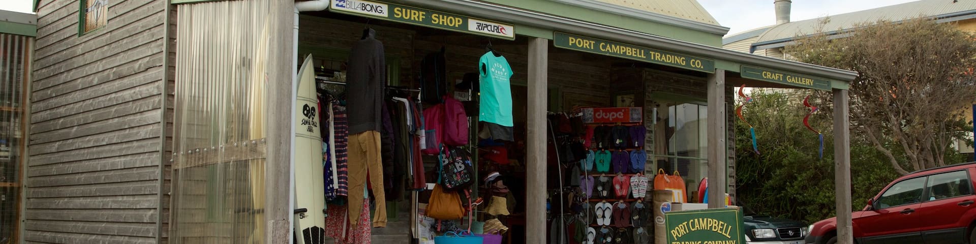 Port Campbell which includes shopping