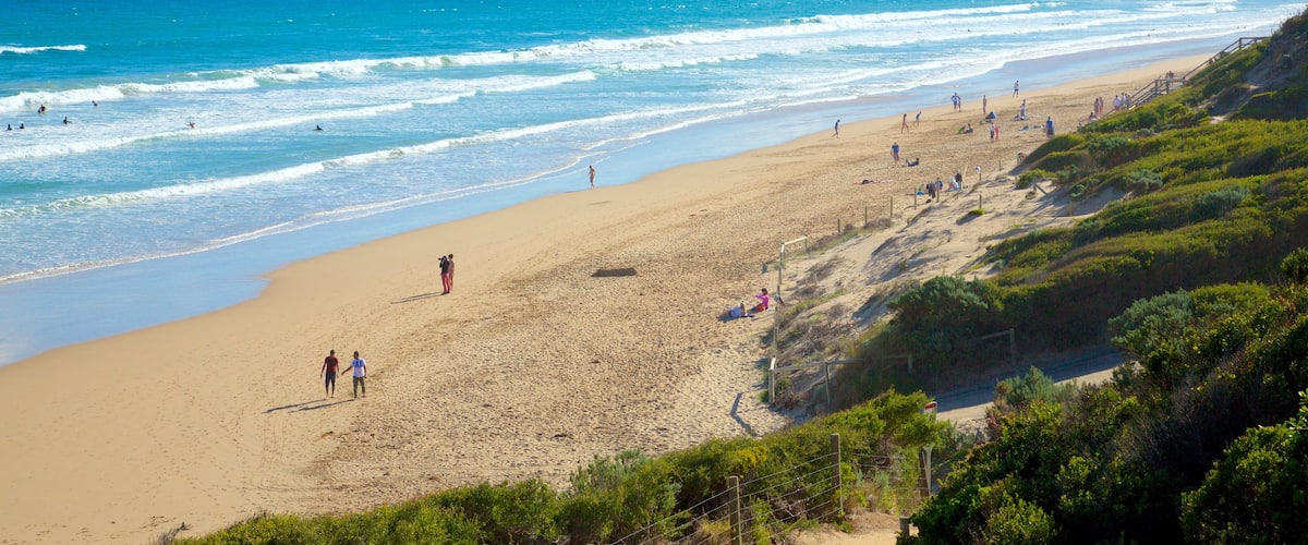 Fairhaven showing a beach