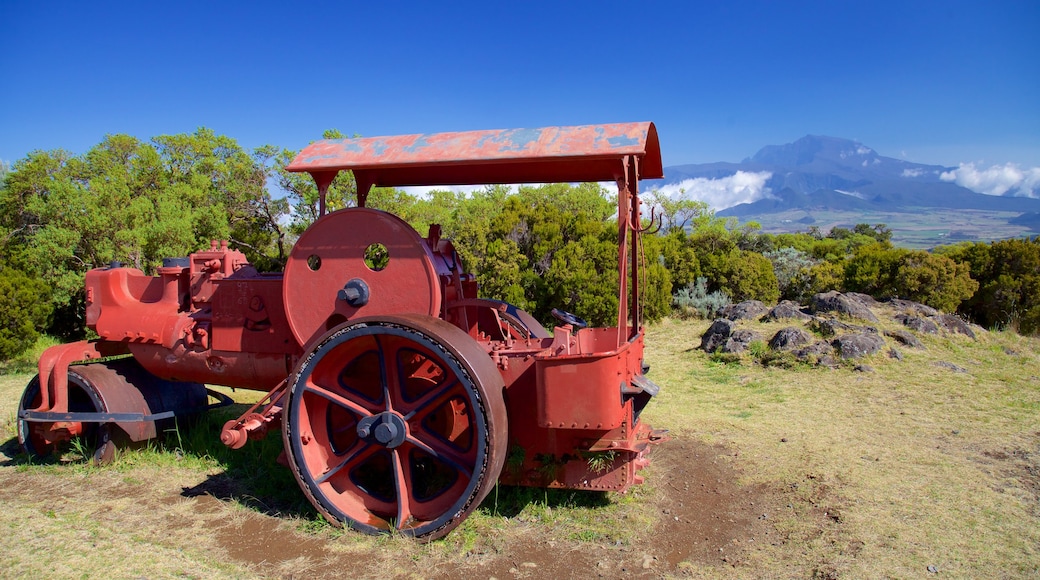 Piton de la Fournaise ซึ่งรวมถึง ทิวทัศน์ที่เงียบสงบ