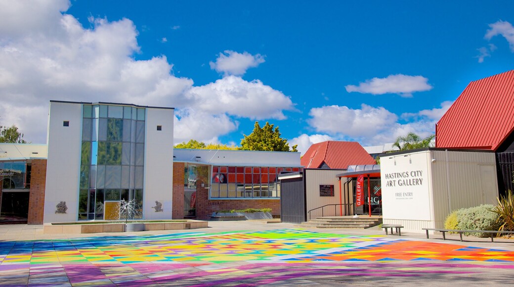 Hastings que incluye un parque o plaza