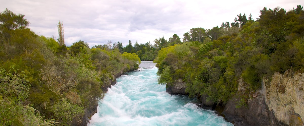 Huka Falls which includes rapids