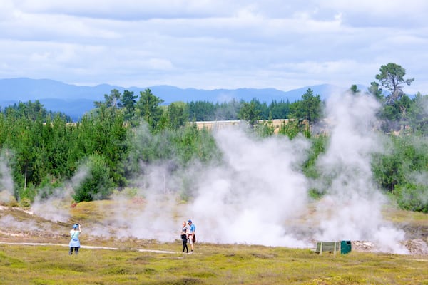 クレーター オブ ザ ムーン フィーチャー 静かな風景 と 霞あるいは霧