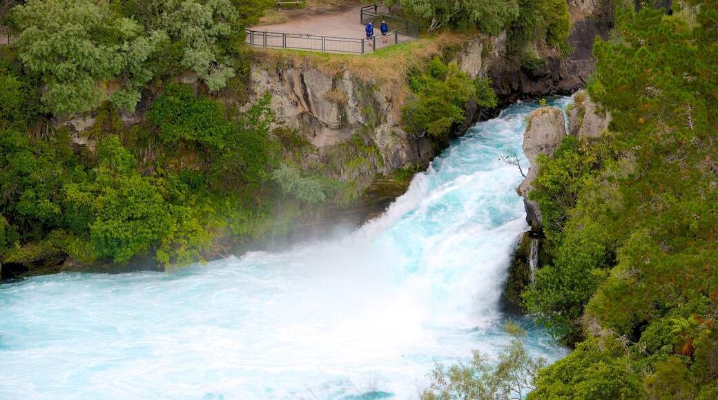 Huka Falls which includes rapids