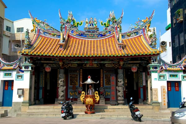 Tainan qui includes temple ou lieu de culte