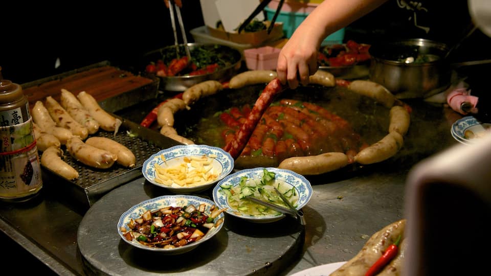 Tainan which includes food