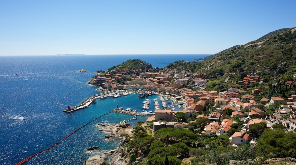 Isola del Giglio featuring a small town or village, a coastal town and general coastal views