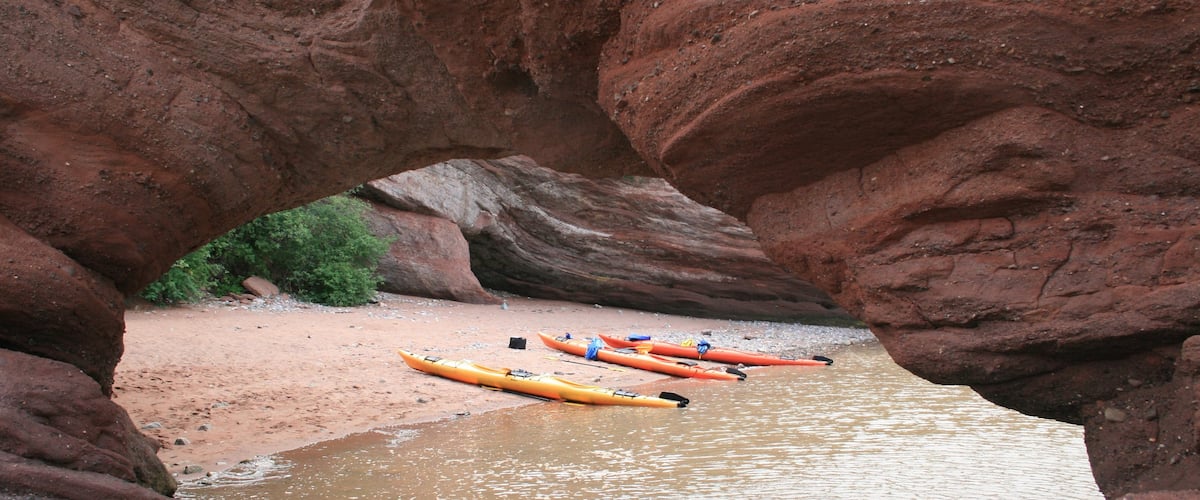 St. Martins which includes general coastal views and kayaking or canoeing