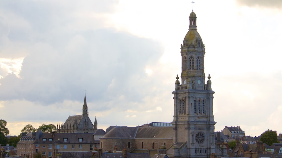 St. Gervais Basilica welches beinhaltet Geschichtliches, Kirche oder Kathedrale und historische Architektur