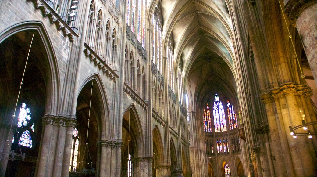 Metz Cathedral which includes a church or cathedral, interior views and heritage architecture
