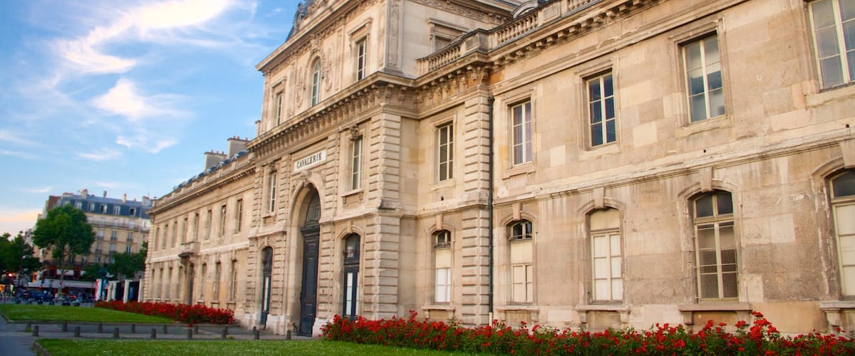 Paris qui includes patrimoine architectural, fleurs et patrimoine historique