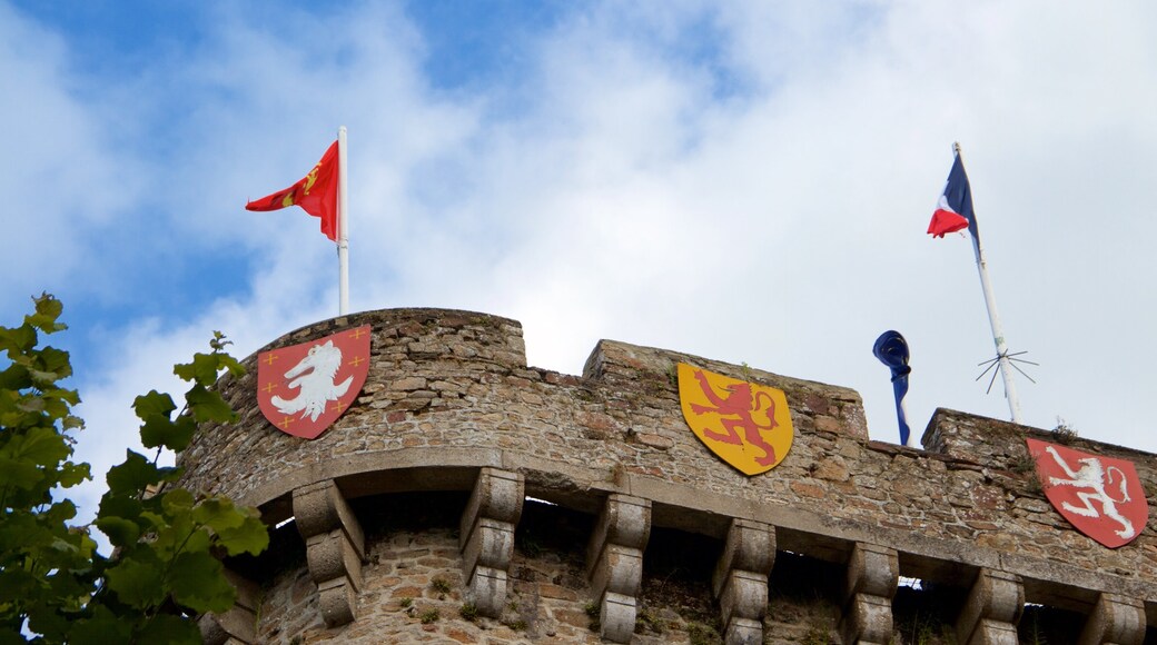 Avranches which includes heritage elements