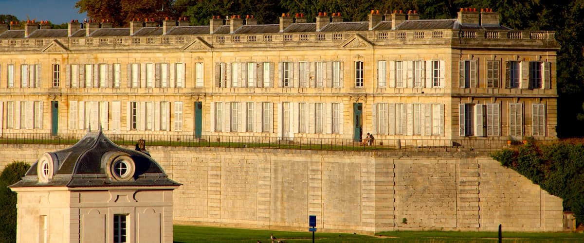 Château de Chantilly mettant en vedette patrimoine historique et patrimoine architectural