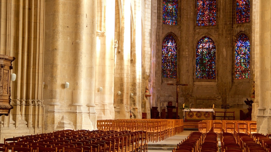Saint-Vulfran Cathedral