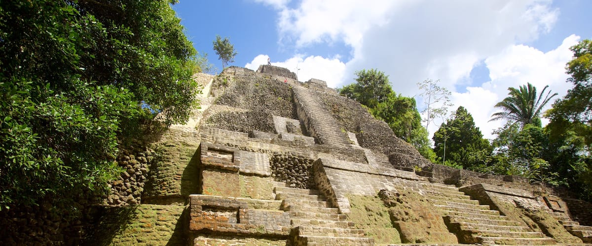 Lamanai featuring heritage elements and indigenous culture