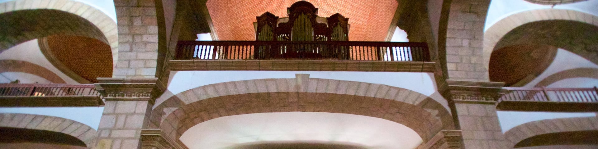 Potosi which includes interior views