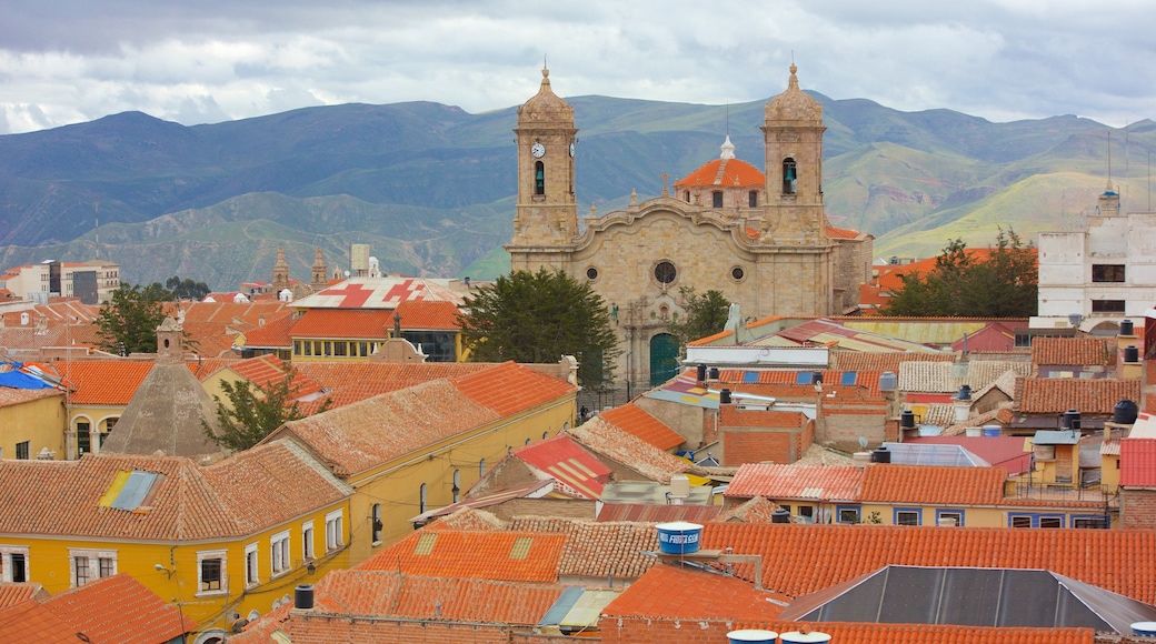 Cerro Rico montrant ville