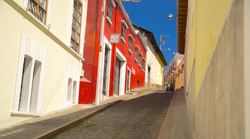 Quetzaltenango featuring a city