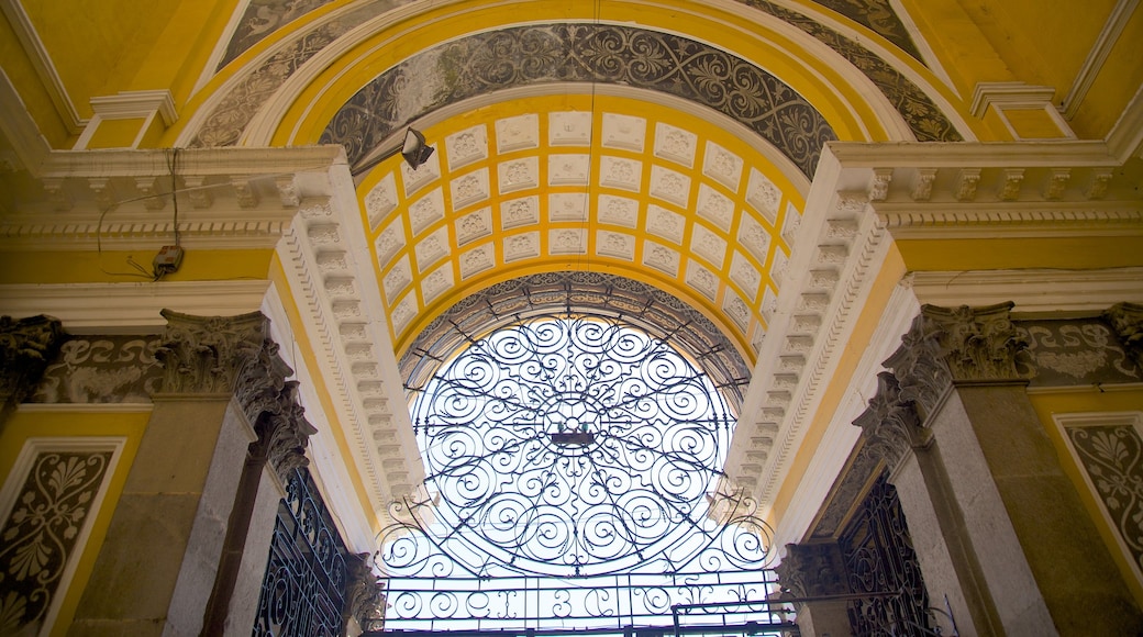 Quetzaltenango showing interior views and heritage elements