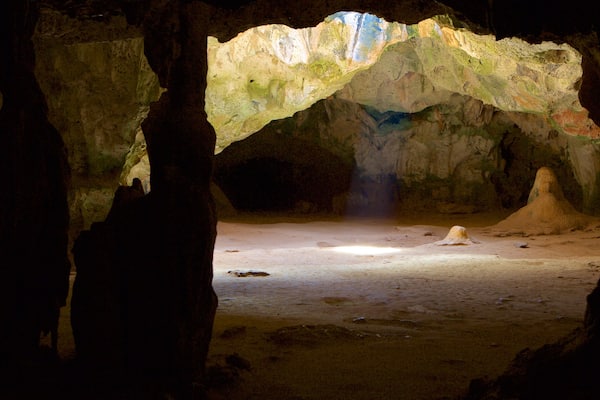 Arikok National Park showing caves