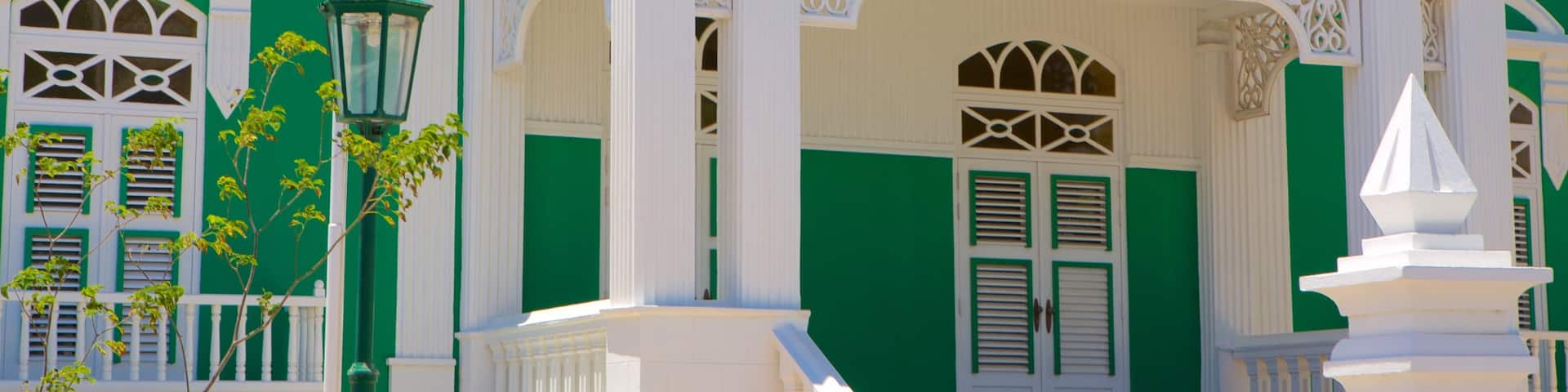 Hôtel de ville d\'Aruba montrant patrimoine architectural et bâtiment public