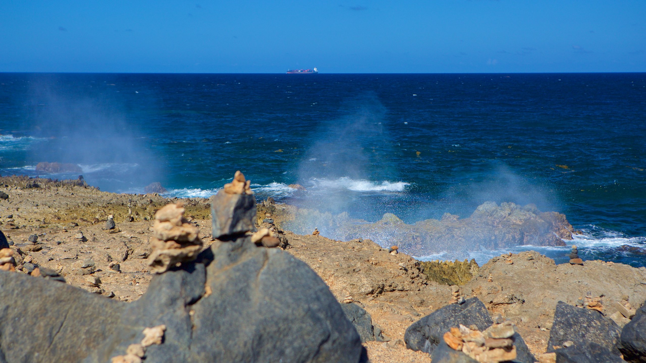 Natural Bridge - Boca Andicuri featuring general coastal views