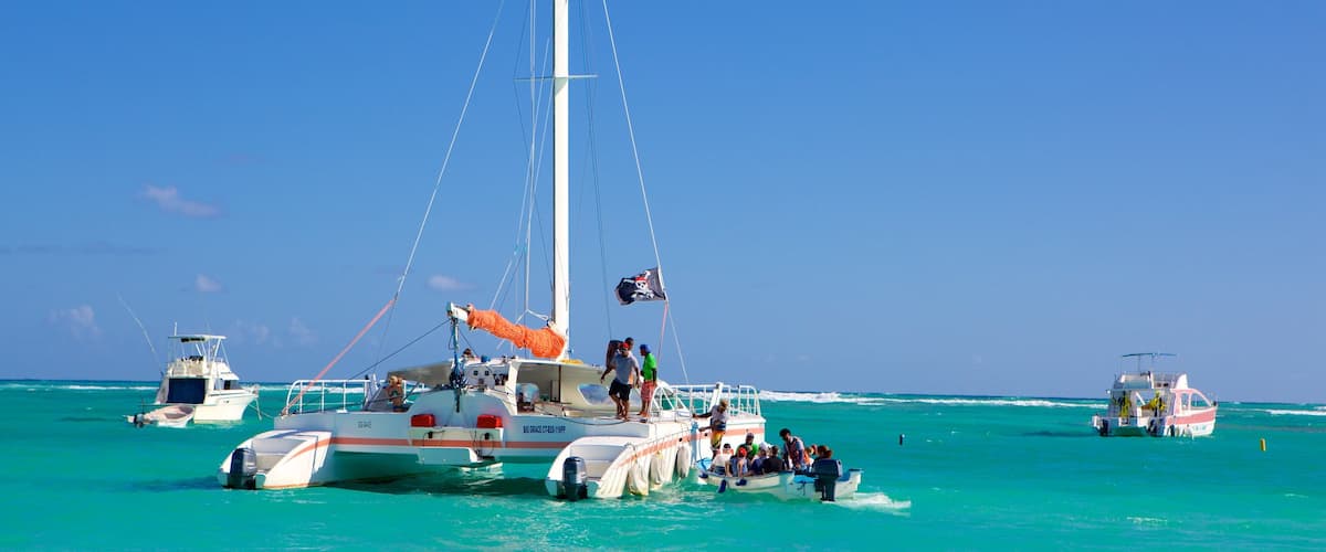 Plage de Cortecito mettant en vedette vues littorales et voile