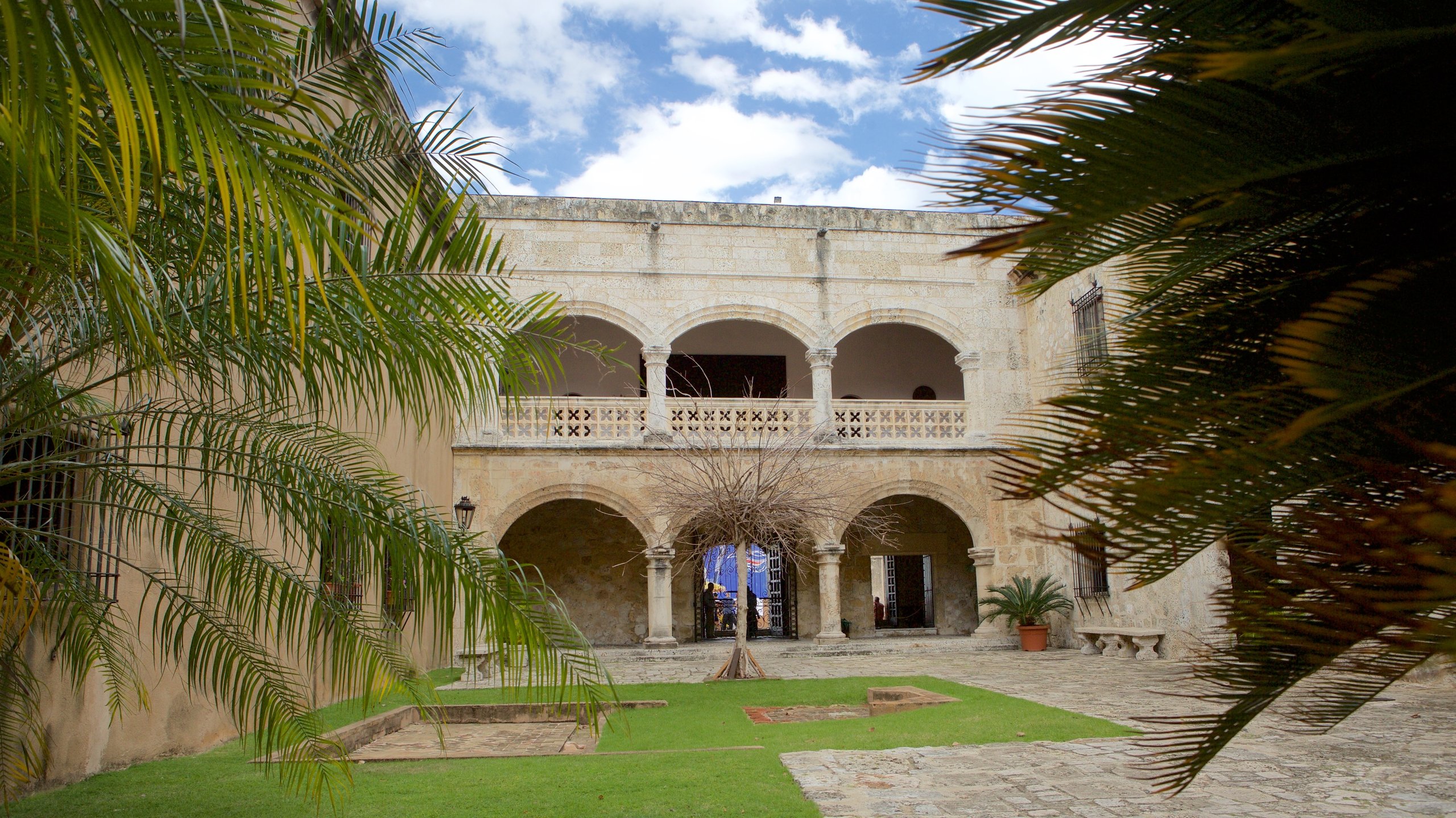 Museo de las Casas Reales og byder på kulturarvsgenstande