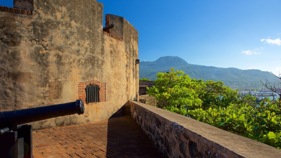 Fort San Felipe showing heritage elements and military items