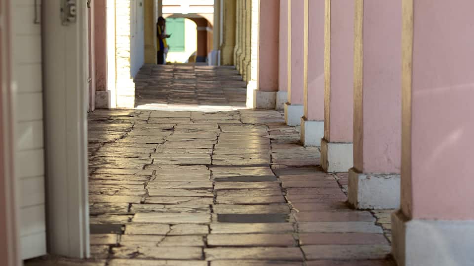 Christiansted ofreciendo elementos patrimoniales