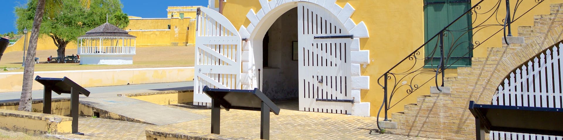 Scale House featuring a house and heritage elements