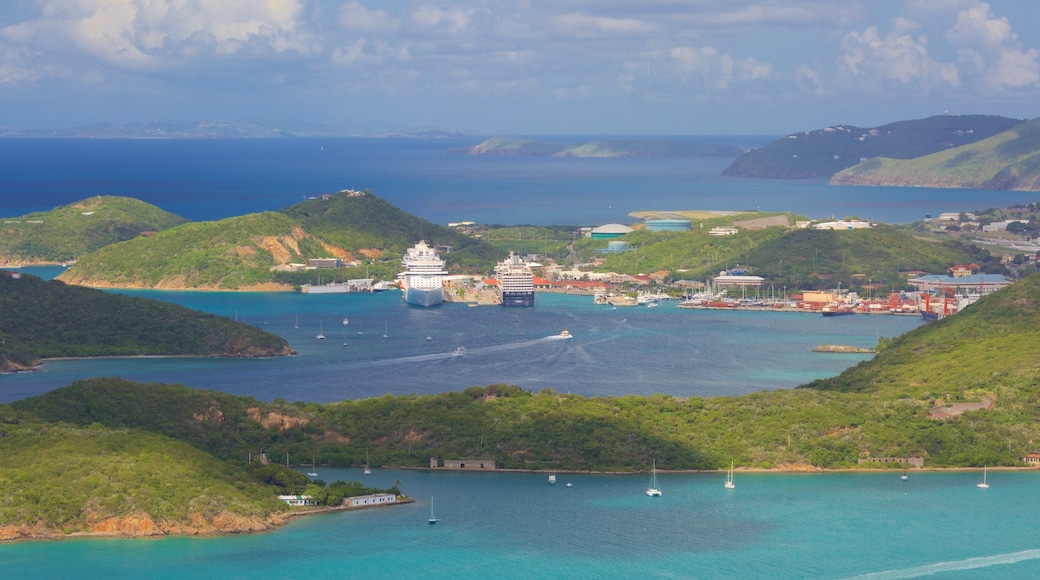 Teleférico Saint Thomas que incluye vistas de una isla