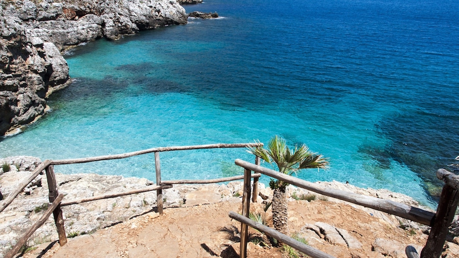 Favignana showing general coastal views