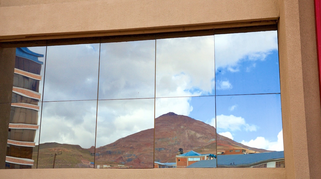 Cerro Rico featuring mountains