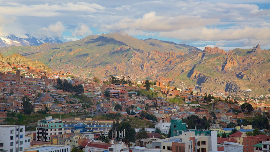 La Paz showing a city and landscape views