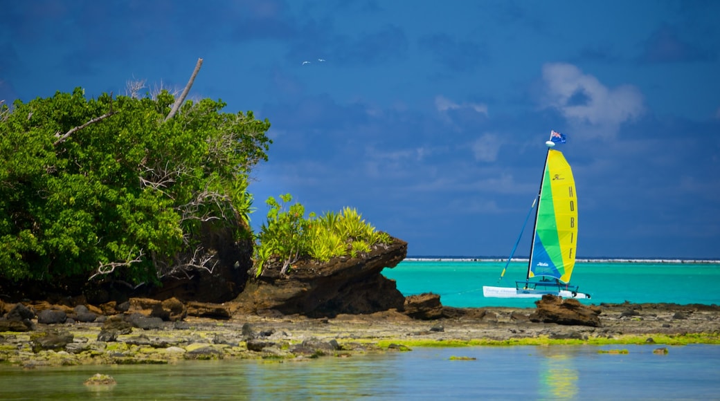 Aitutaki showing sailing and rugged coastline